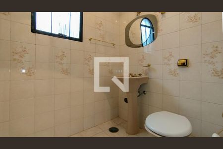 Lavabo de casa para alugar com 3 quartos, 237m² em Olímpico, São Caetano do Sul