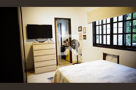 Casa à venda com 213m², 3 quartos e 3 vagasQuarto 3 Suite