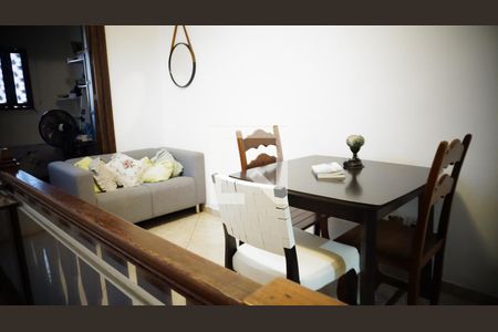 Casa à venda com 213m², 3 quartos e 3 vagasSala 2