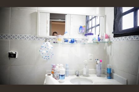 Casa à venda com 213m², 3 quartos e 3 vagasBanheiro 3 Suite