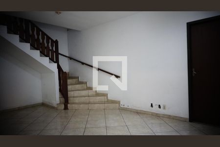 Sala de casa à venda com 3 quartos, 213m² em Anil, Rio de Janeiro