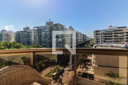 Apartamento à venda com 92m², 3 quartos e 2 vagasSuíte - Varanda