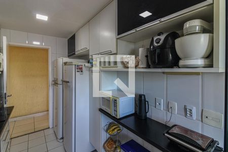 Apartamento à venda com 92m², 3 quartos e 2 vagasCozinha e Área de Serviço