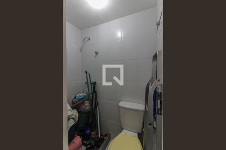 Apartamento à venda com 92m², 3 quartos e 2 vagasCozinha e Área de Serviço - Banheiro 