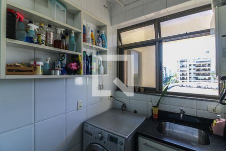 Apartamento à venda com 92m², 3 quartos e 2 vagasCozinha e Área de Serviço