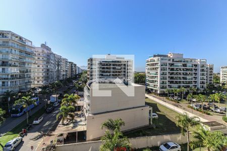 Apartamento à venda com 92m², 3 quartos e 2 vagasSuíte - Varanda