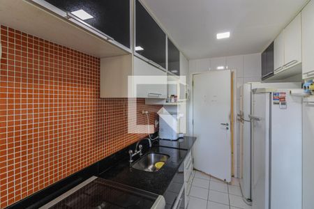 Apartamento à venda com 92m², 3 quartos e 2 vagasCozinha e Área de Serviço