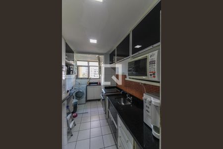 Apartamento à venda com 92m², 3 quartos e 2 vagasCozinha e Área de Serviço