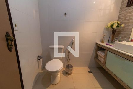 Casa à venda com 295m², 6 quartos e 2 vagasLavabo 2