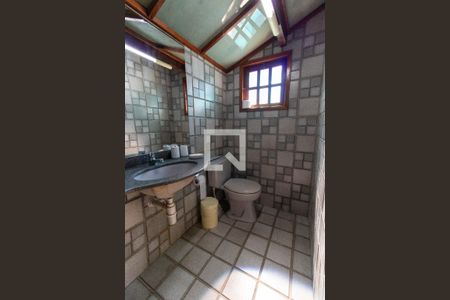 Casa à venda com 295m², 6 quartos e 2 vagasLavabo