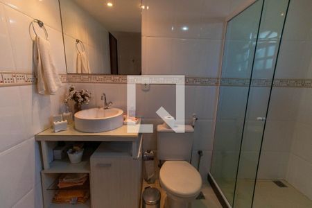 Casa à venda com 295m², 6 quartos e 2 vagasQuarto 5