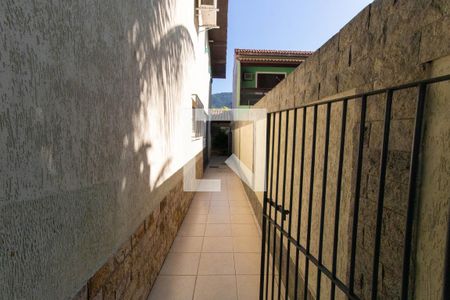 Casa à venda com 295m², 6 quartos e 2 vagasÁrea Externa