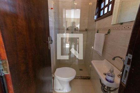 Casa à venda com 295m², 6 quartos e 2 vagasBanheiro de Serviço