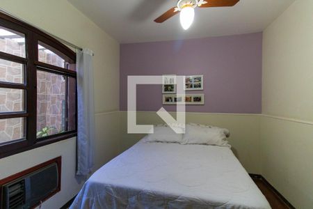 Casa à venda com 295m², 6 quartos e 2 vagasQuarto 3