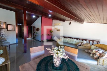 Casa à venda com 295m², 6 quartos e 2 vagasPiso superior