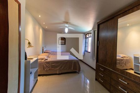 Casa à venda com 295m², 6 quartos e 2 vagasQuarto 5