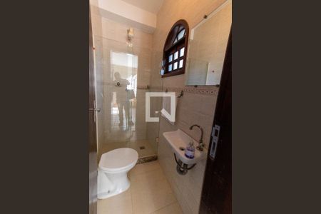 Casa à venda com 295m², 6 quartos e 2 vagasBanheiro de Serviço