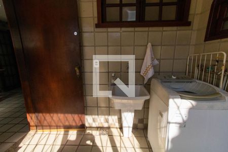 Casa à venda com 295m², 6 quartos e 2 vagasÁrea de Serviço