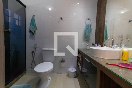 Casa à venda com 295m², 6 quartos e 2 vagasQuarto 4