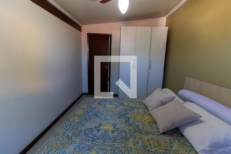 Casa à venda com 295m², 6 quartos e 2 vagasQuarto 1