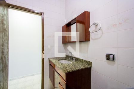 Casa à venda com 120m², 2 quartos e 1 vaga Casa à venda com 120m², 2 quartos e 1 vagaBanheiro social 1