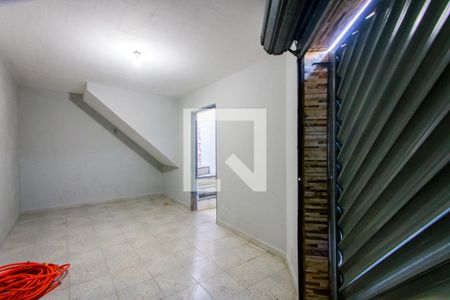 Casa à venda com 120m², 2 quartos e 1 vaga Casa à venda com 120m², 2 quartos e 1 vagaGaragem