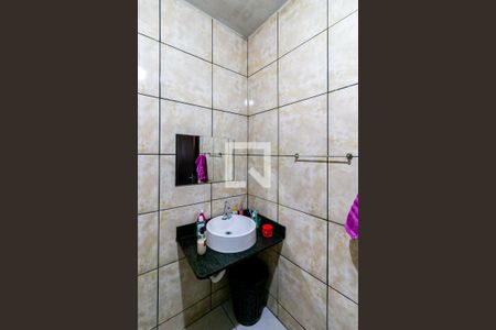 Casa à venda com 400m², 2 quartos e 2 vagasBanheiro  