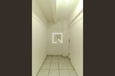 Corredor de apartamento para alugar com 1 quarto, 47m² em Santa Ifigênia, São Paulo