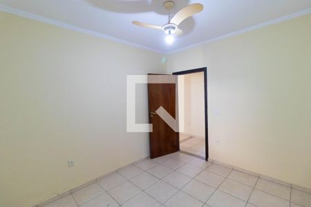 Casa à venda com 249m², 3 quartos e 5 vagasQuarto 01
