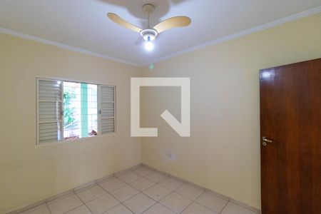 Casa à venda com 249m², 3 quartos e 5 vagasQuarto 01