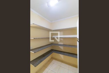 Casa à venda com 249m², 3 quartos e 5 vagasDespensa