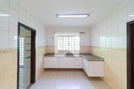Casa à venda com 249m², 3 quartos e 5 vagasCozinha
