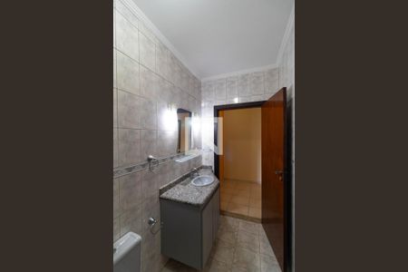 Casa à venda com 249m², 3 quartos e 5 vagasBanheiro 