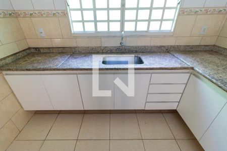 Casa à venda com 249m², 3 quartos e 5 vagasCozinha