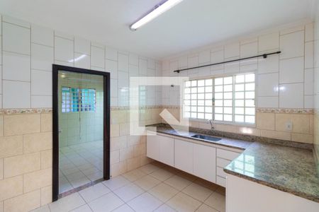 Casa à venda com 249m², 3 quartos e 5 vagasCozinha
