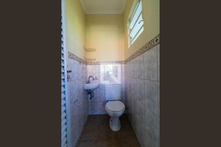 Casa à venda com 249m², 3 quartos e 5 vagasLavabo da Área Externa