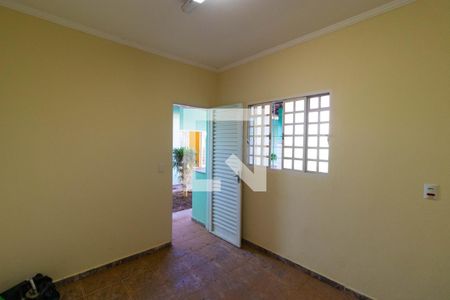 Casa à venda com 249m², 3 quartos e 5 vagasQuarto de Serviço