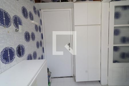 Apartamento para alugar com 55m², 2 quartos e 1 vagaÁrea de Serviço