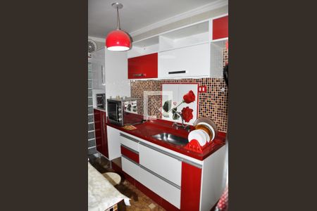 Casa à venda com 600m², 5 quartos e 3 vagas Casa à venda com 600m², 5 quartos e 3 vagasCozinha