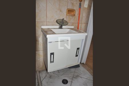 Casa à venda com 600m², 5 quartos e 3 vagas Casa à venda com 600m², 5 quartos e 3 vagasSuíte