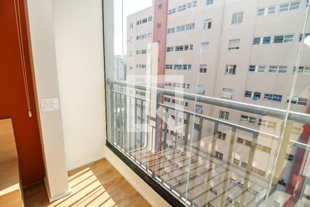 Studio para alugar com 24m², 1 quarto e sem vaga Studio para alugar com 24m², 1 quarto e sem vagaVaranda