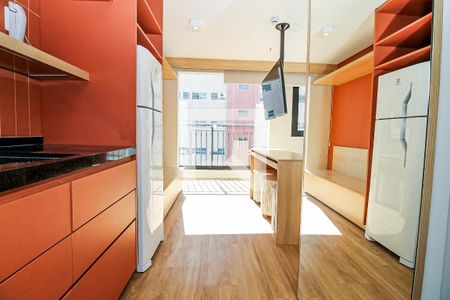 Sala de kitnet/studio para alugar com 1 quarto, 24m² em Perdizes, São Paulo
