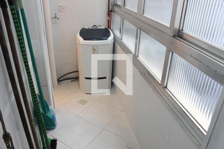 Apartamento para alugar com 92m², 2 quartos e sem vagaÁrea de Serviço