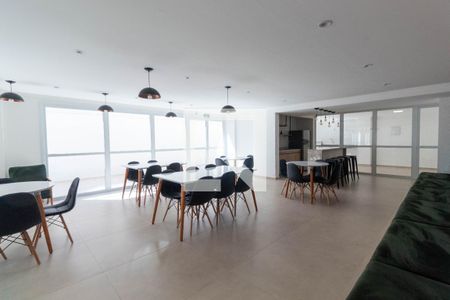 Apartamento à venda com 71m², 2 quartos e 1 vaga Apartamento à venda com 71m², 2 quartos e 1 vagaÁrea comum - Salão de festas