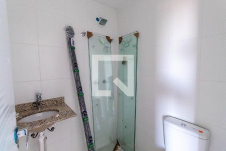 Apartamento à venda com 71m², 2 quartos e 1 vaga Apartamento à venda com 71m², 2 quartos e 1 vagaBanheiro da Suíte