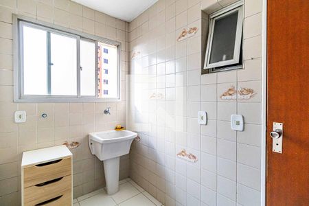 Apartamento para alugar com 62m², 3 quartos e 1 vagaÁrea de Serviço