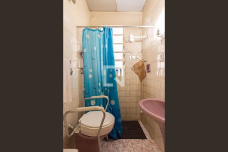 Casa à venda com 111m², 2 quartos e sem vagaBanheiro