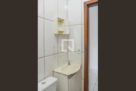 Casa à venda com 170m², 6 quartos e 2 vagasBanheiro