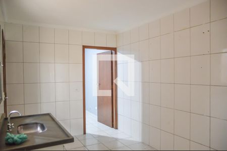 Casa à venda com 170m², 6 quartos e 2 vagasCozinha 2