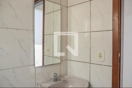 Casa à venda com 170m², 6 quartos e 2 vagasBanheiro 2